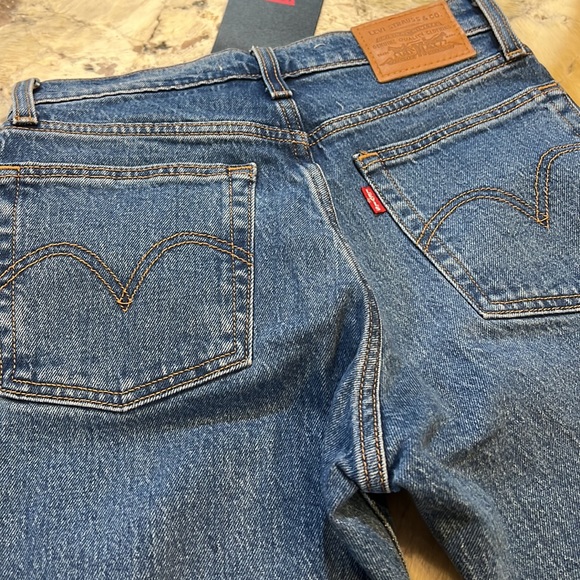 LEVI’S WEDGIE NWT Straight Leg - Picture 9 of 14